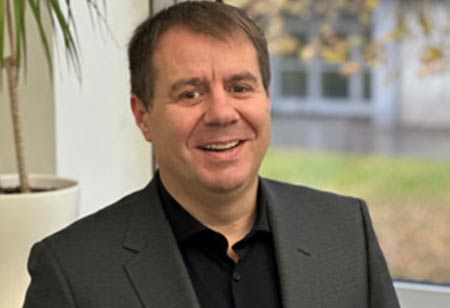 Navigating Digital Transformation from Telecom to IT Navigating Digital Transformation from Telecom to IT